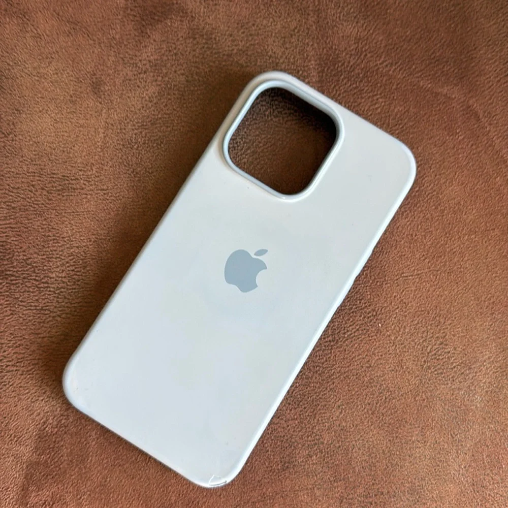 iPhone 13Pro Case - Picture 1 of 5